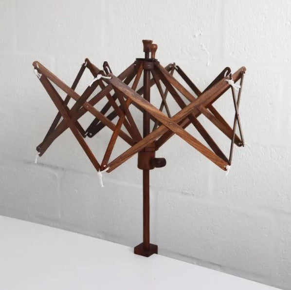 Phoenix Needles Two-Part Umbrella Yarn Swift