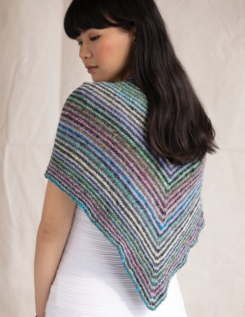 Noro Knitting Magazine - Issue 18