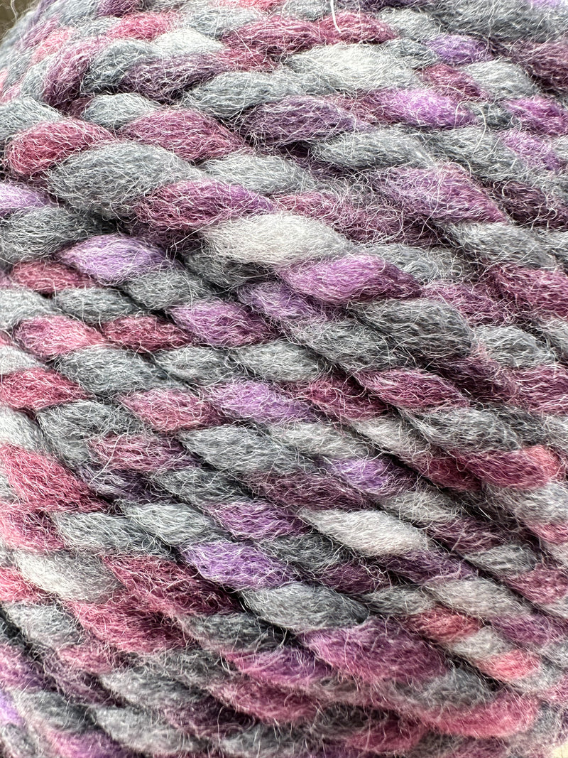 Naturally 50g "Yoshie" 12-Ply Wool & Acrylic Yarn