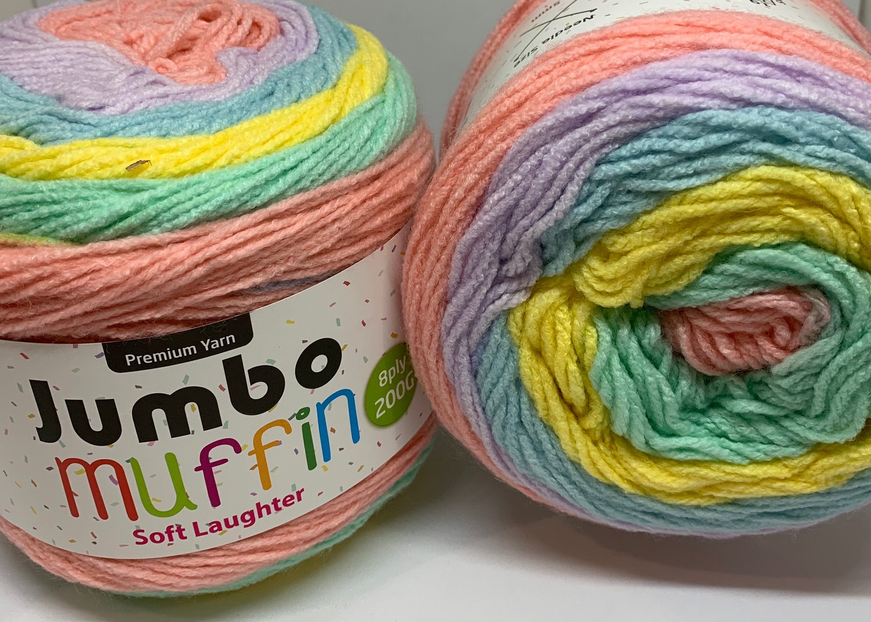 Everyday 200g "Jumbo Muffin" 8-Ply Acrylic Knitting Yarn - Choose Your Colour