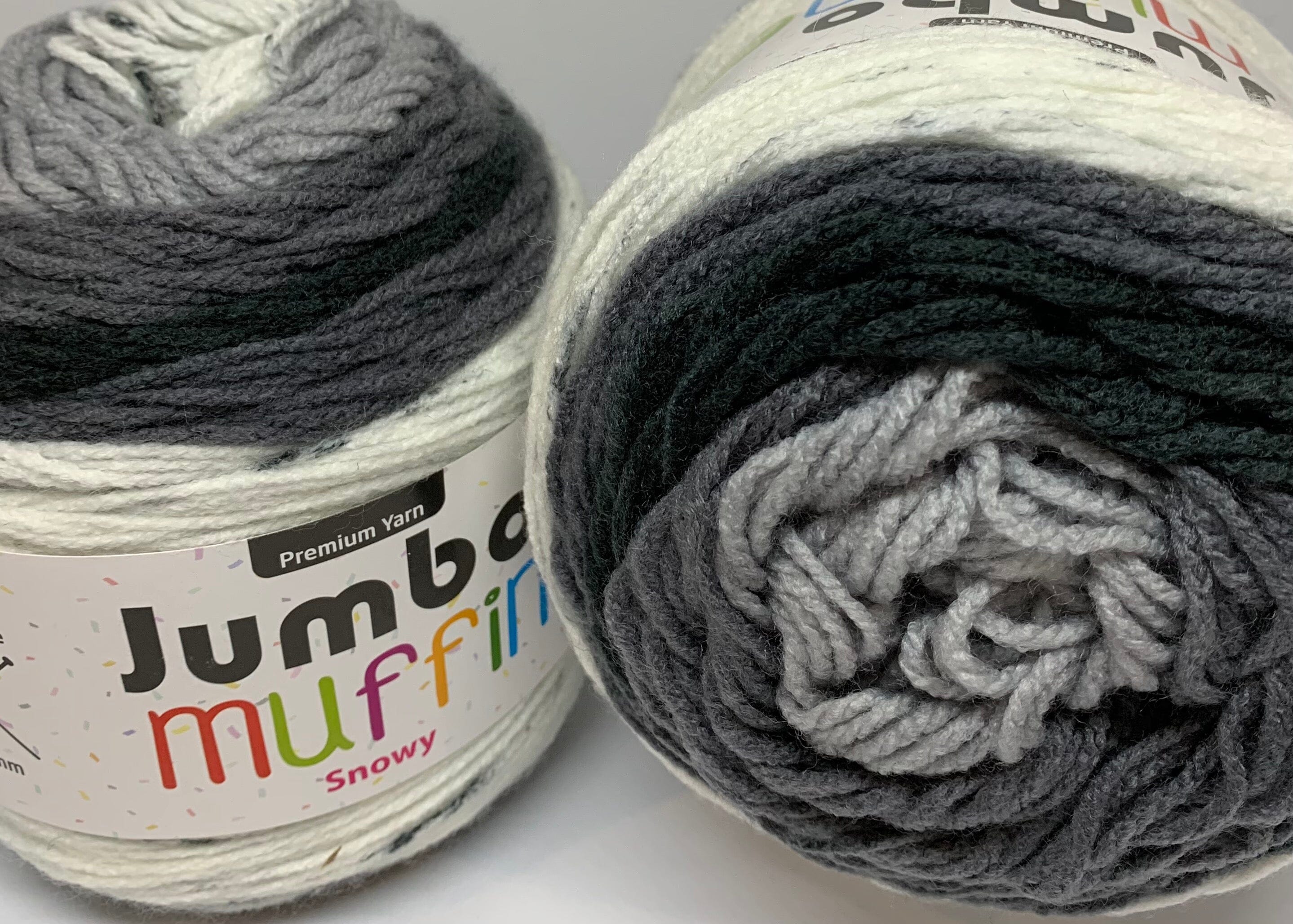 Everyday 200g "Jumbo Muffin" 8-Ply Acrylic Knitting Yarn - Choose Your Colour