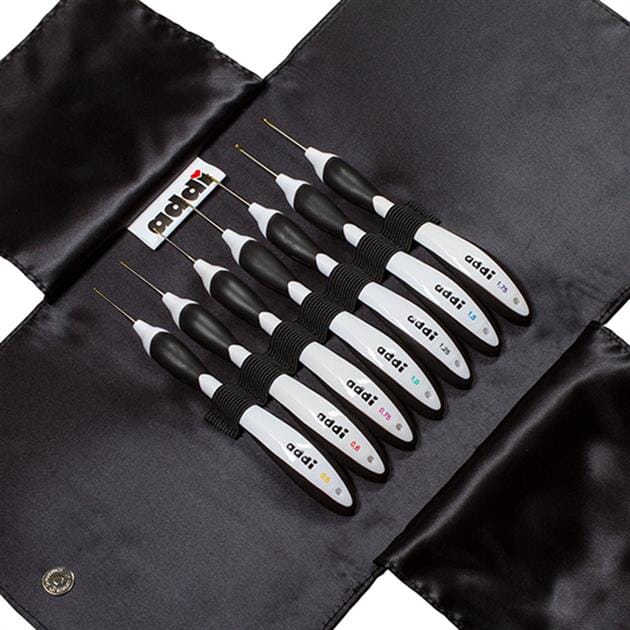 Addi "Swing" Ergonomic Crochet Hooks w Case - Lace Set of 7