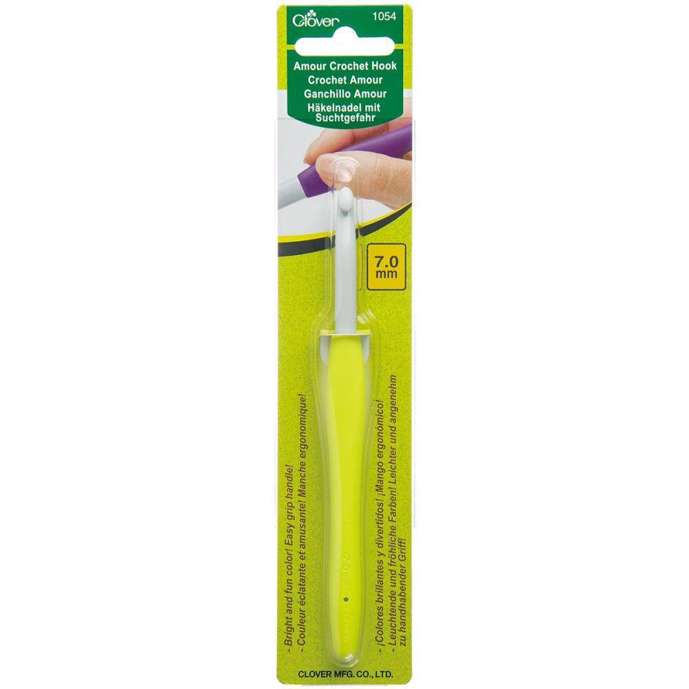 Clover Amour Soft Grip Crochet Hook 7.00 | KNITTING CO. - 23