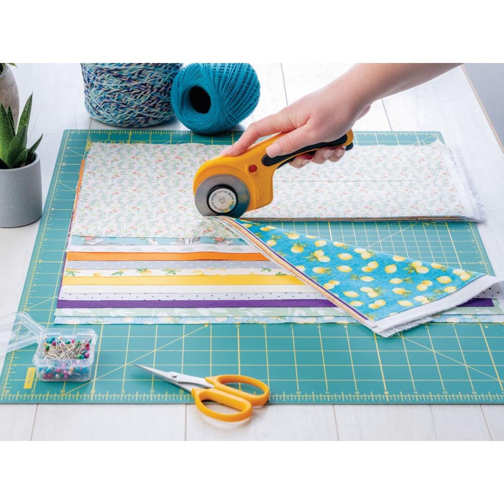 OLFA Ergonomic Rotary Cutter - 60mm Medium
